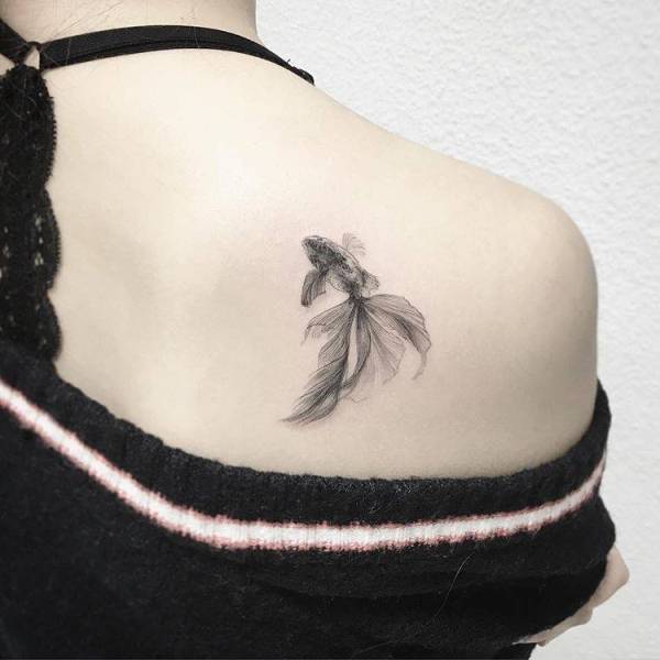 10 Awesome Fish Tattoo Designs Top Beauty Magazines