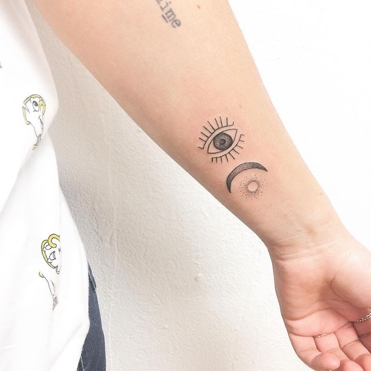 12 Of The Cutest Tiny Tattoos Perfect For First Timers In 2018 Brit Co Cute Tiny Tattoos