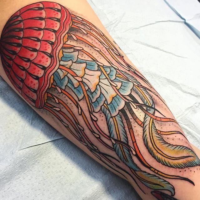 15 Beautiful And Vibrant Jellyfish Tattoos Tattoodo