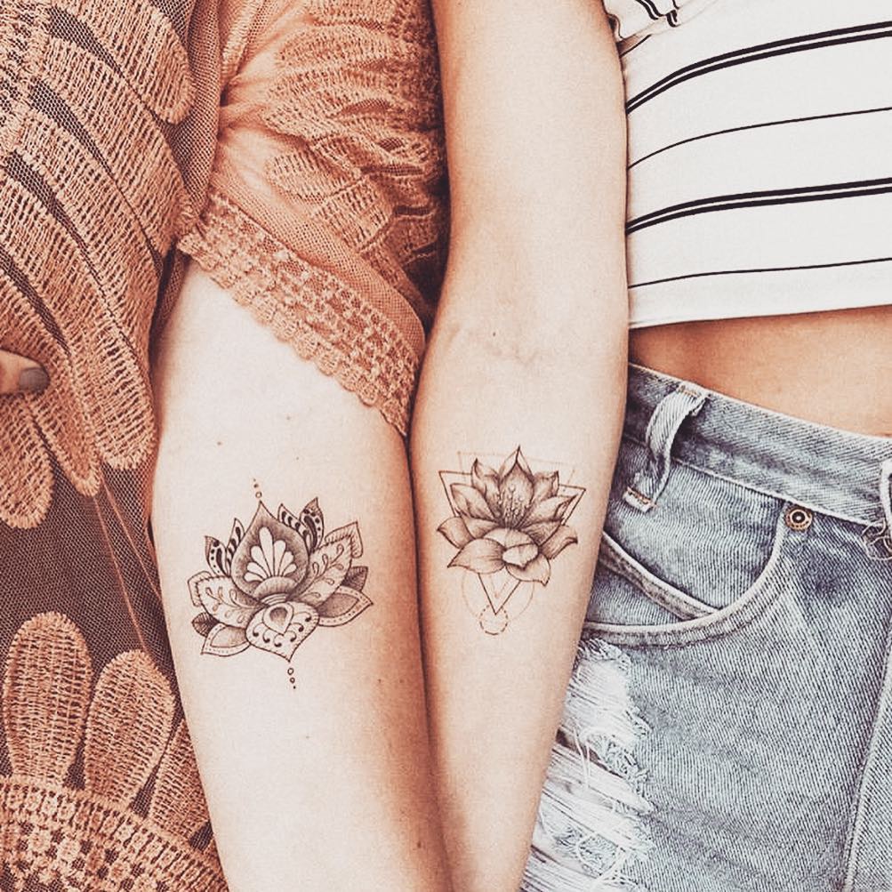 22 Cute Tiny Friendship Tattoos Ideas For Girls Tiny Tattoo Inc