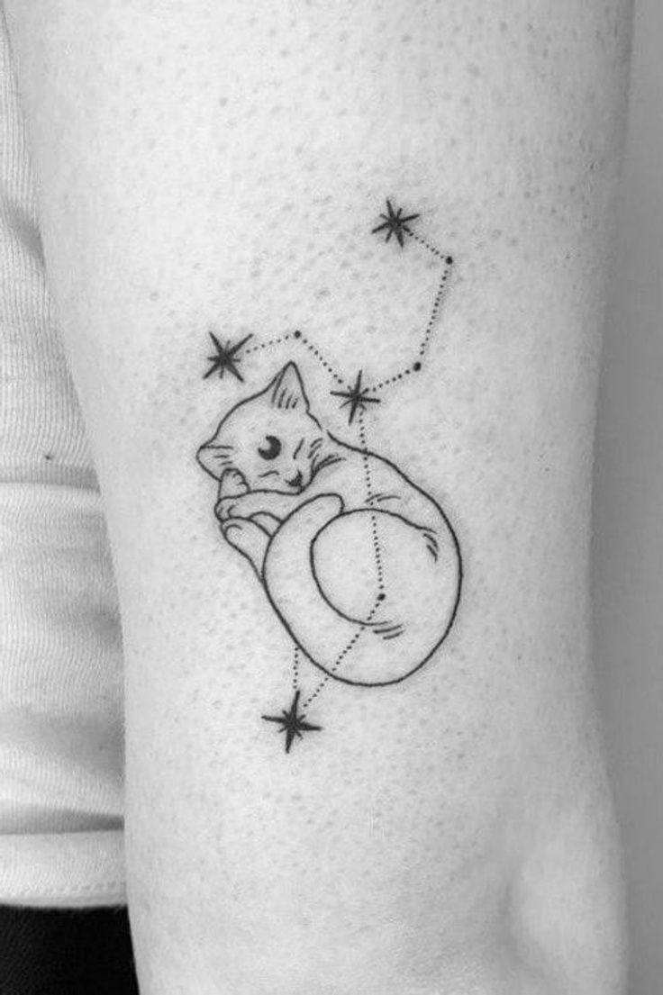 25 Leo Tattoo Ideas That Are Fit For A Queen Let S Eat Cake