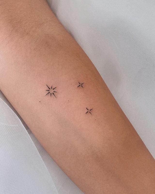 3 Star Tattoo Meaning 3 Stars Tattoo Star Tattoos Star Tattoo Meaning