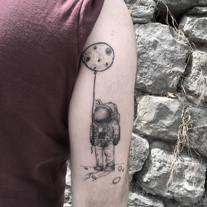 30 Cool Astronaut Tattoo Designs For Space Lovers Tattoobloq