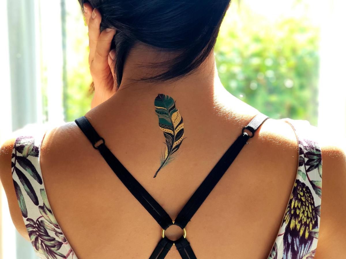 35 Beautiful Leaf Tattoos Ideas Meanings Tattoo Me Now