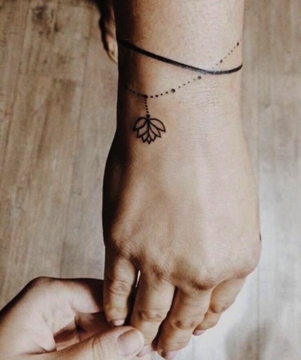 35 Unique Wrist Bracelet And Band Tattoos To Try Fashion Enzyme