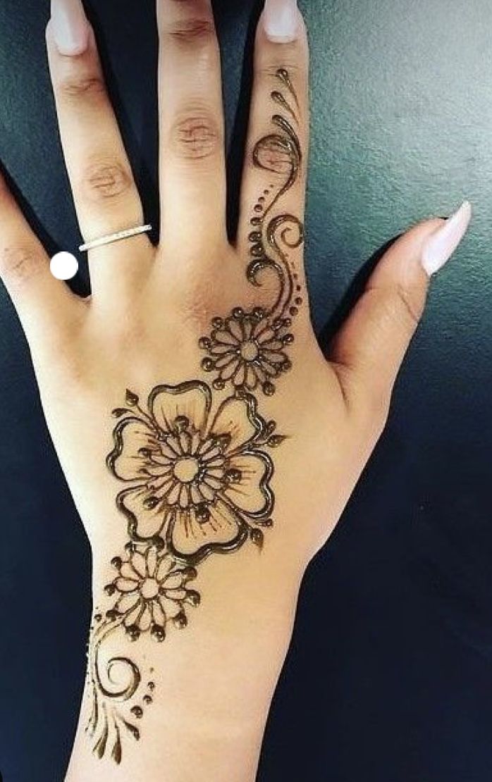 39 Henna Tattoo Designs Versch Nern Sie Ihre Haut Mit Der Echten Kunst