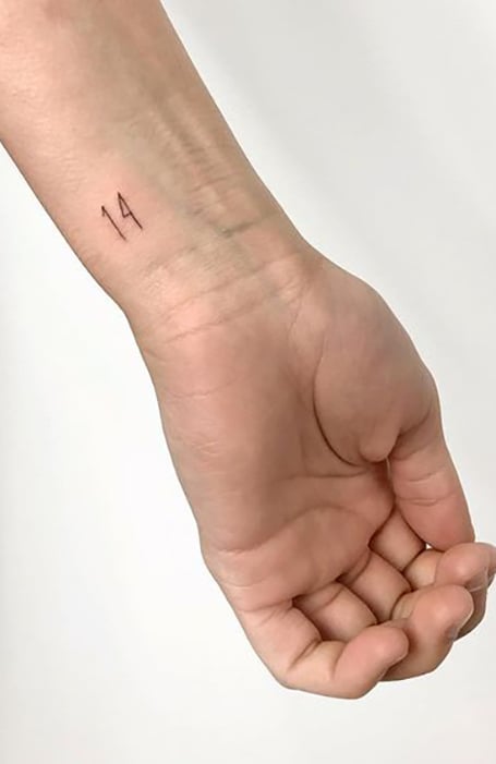 43 Wrist Small Tattoo Ideas With Meaning Background