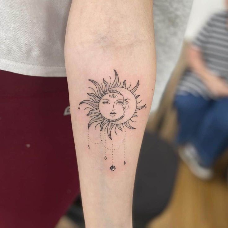 72 Best Sun Tattoo Design Ideas And Meaning 2024 Updated Sun Tattoo