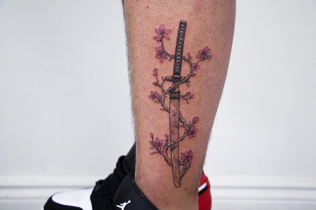 Aggregate More Than 75 Cherry Blossom Katana Tattoo Best In Cdgdbentre