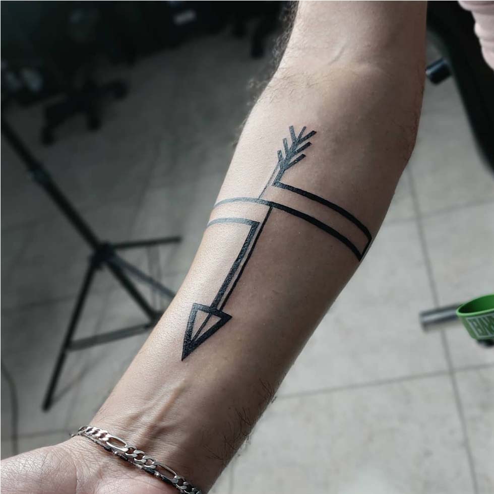 Arrow Tattoo Ideas for a Timeless Symbol