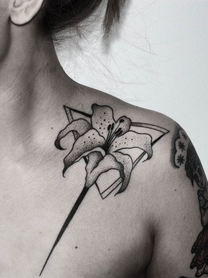 7 Iconic Black and Gray Tattoo Designs to Inspire