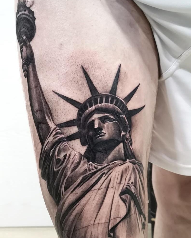 Discover 72 Statue Of Liberty Tattoo Designs Best In Cdgdbentre