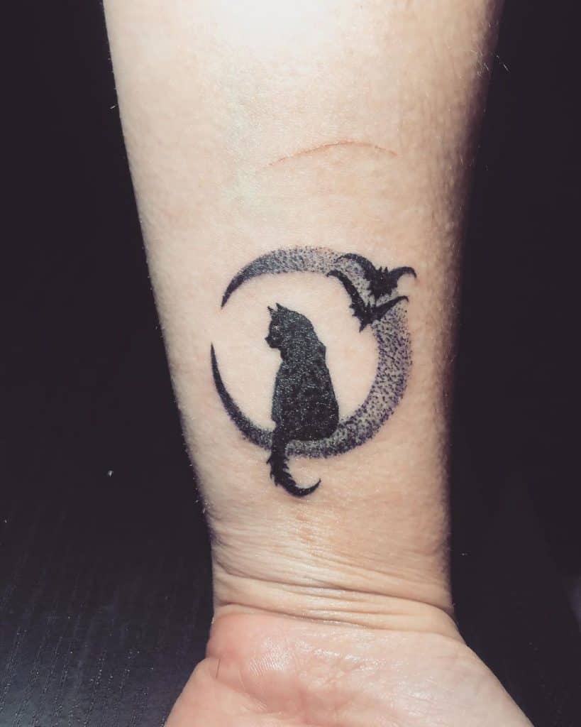 Discover 80 Cat Sitting On Moon Tattoo In Coedo Com Vn