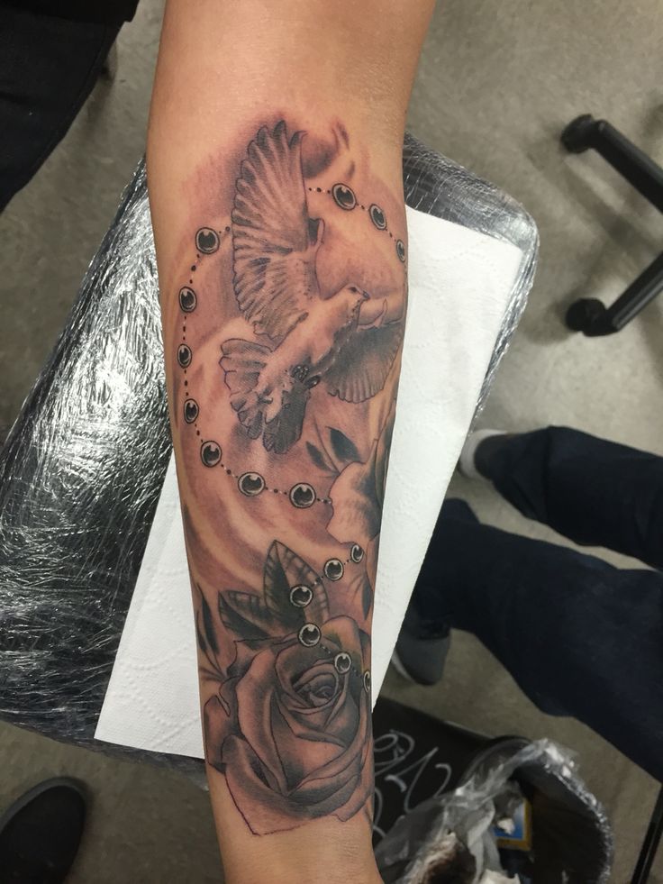 Dove And Rose Tattoo Artist Adam Lerma Shop Art And Ink Tattoo Studio