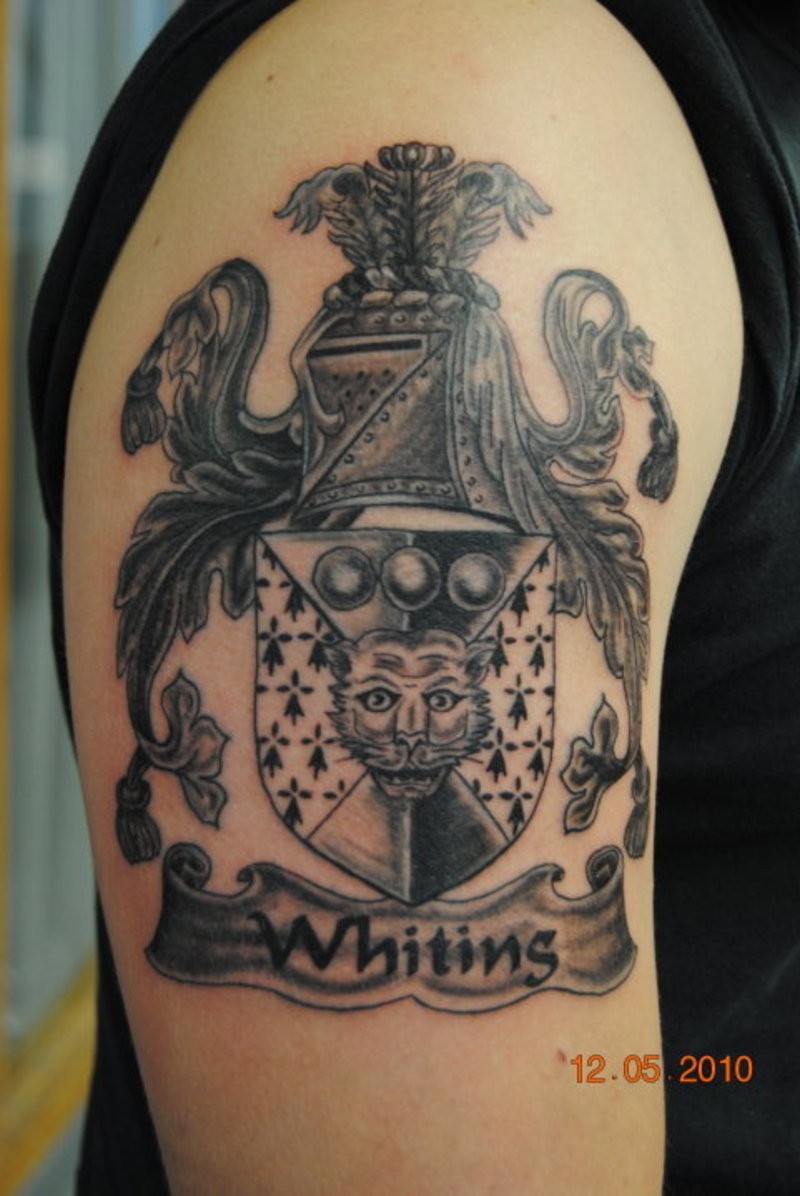 Family Crest Tattoo Crest Tattoo Black And Grey