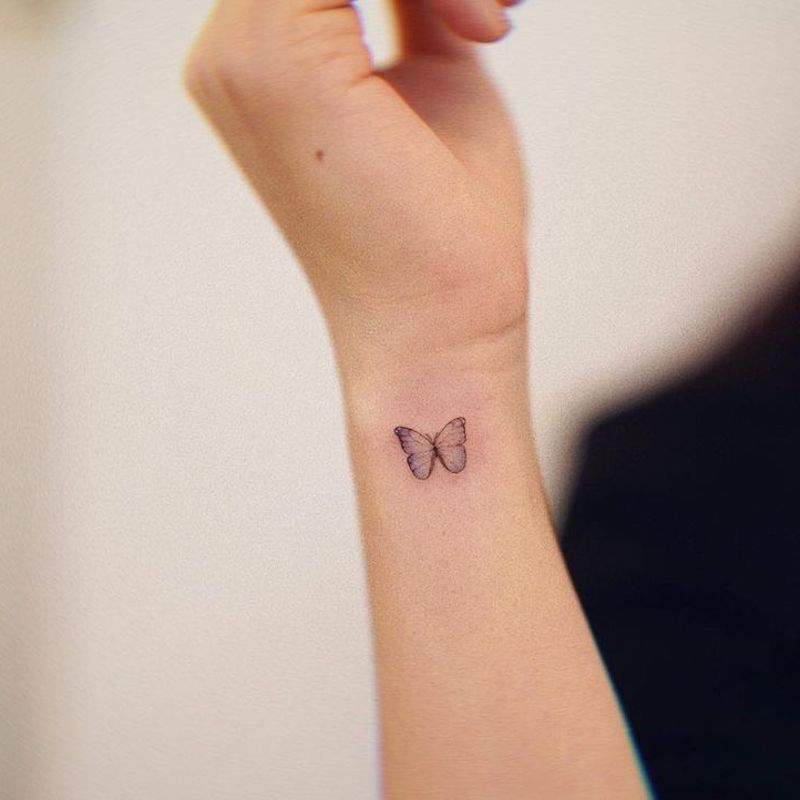 7 Small Wrist Tattoo Ideas for Women