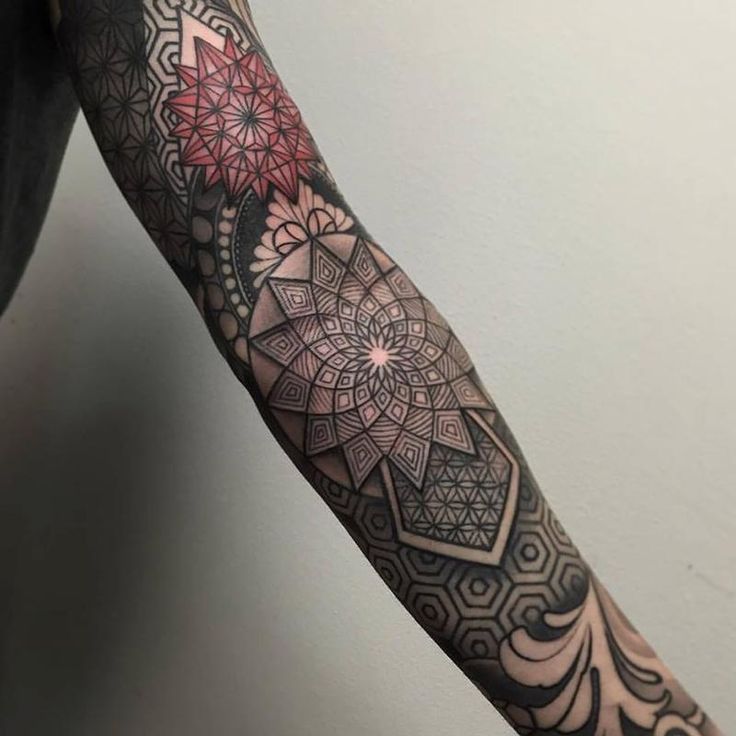 20 Geometric Tattoo Sleeve Designs to Inspire Your Ink