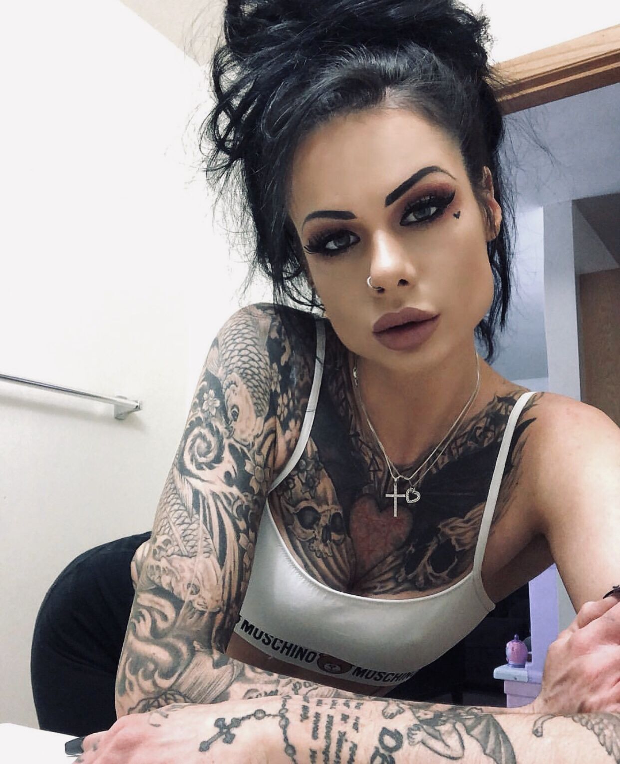 Sexy Ink: Hot Tattooed Women in the Spotlight