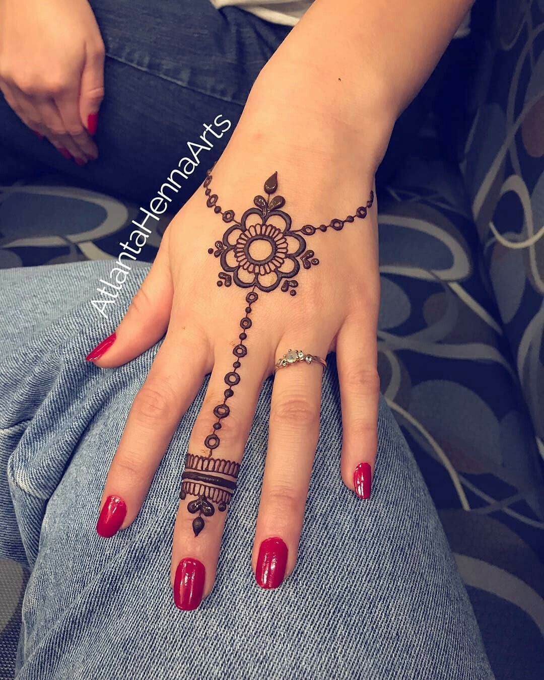 How Cute Is This Simple Henna Tattoo Find Me At Eatstreet In