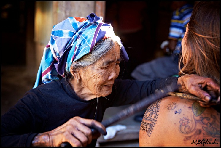 Meet The 101 Years Old Tattoo Artist Whang Od Oggay From Philippines