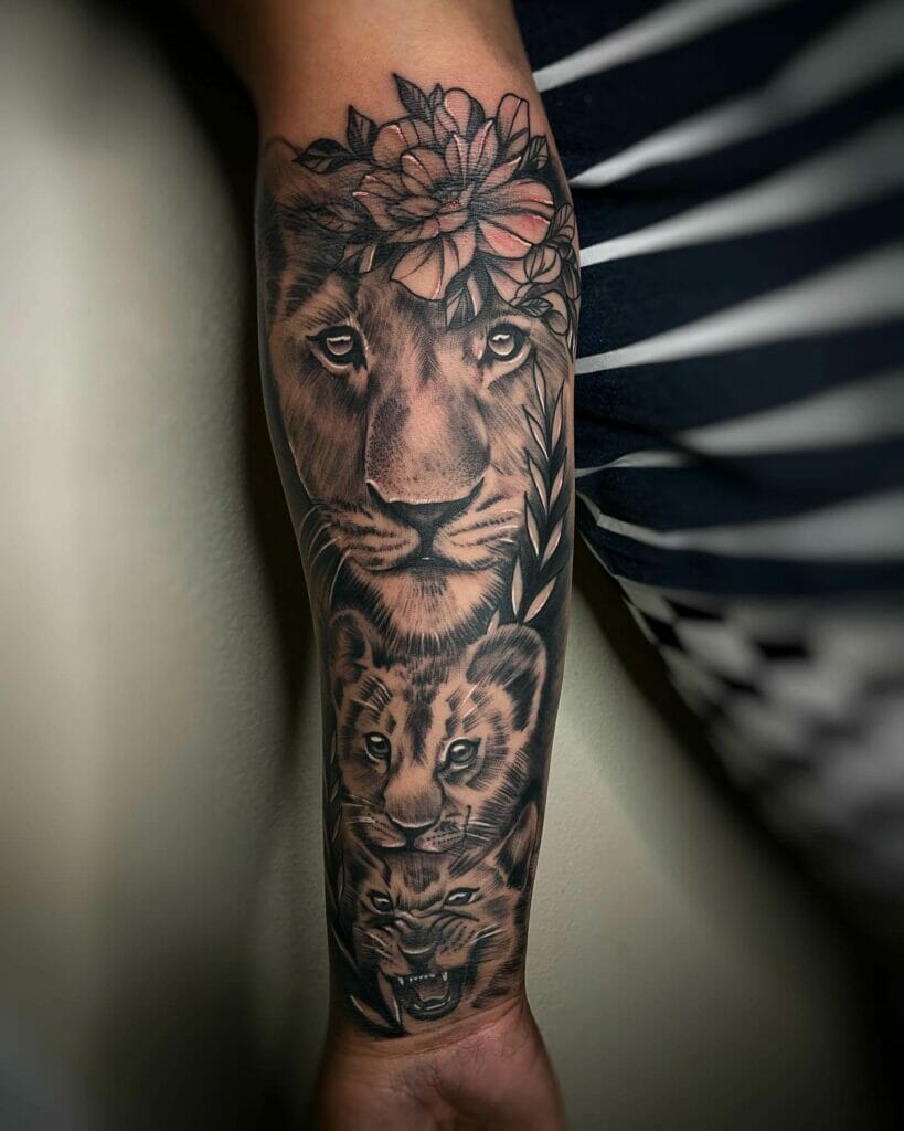 Pin By Mateus Alves On Fotos Lion Cub Tattoo Animal Tattoos Lioness