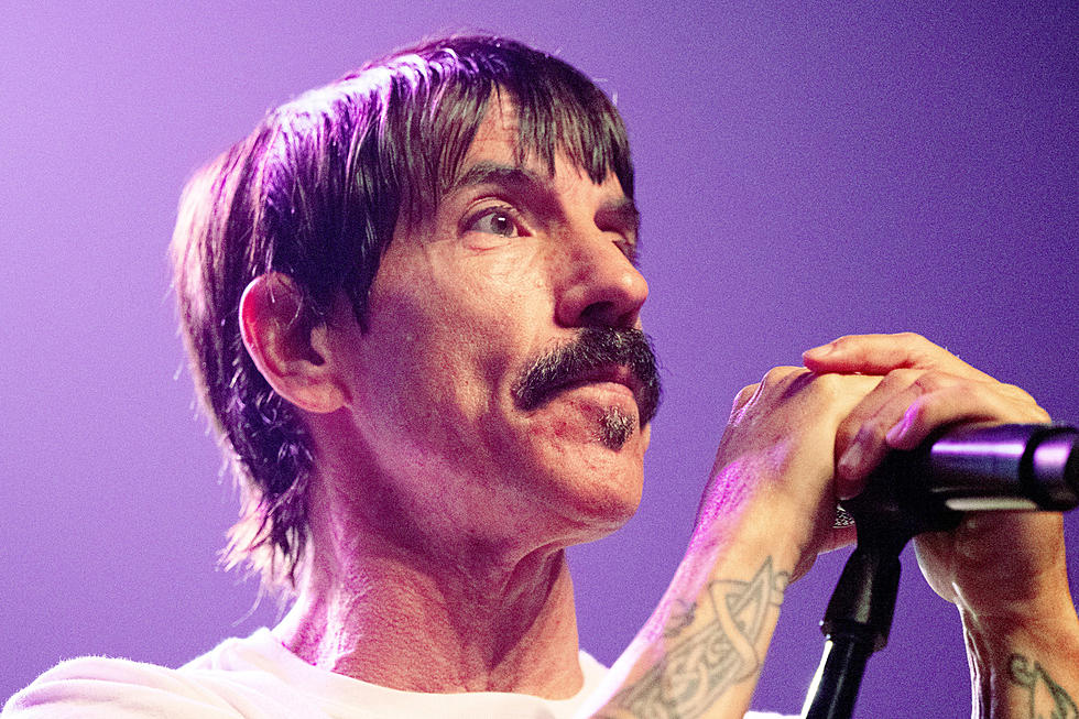 Pin By Sally Clark On Nirvana Red Hot Chili Peppers Anthony Kiedis