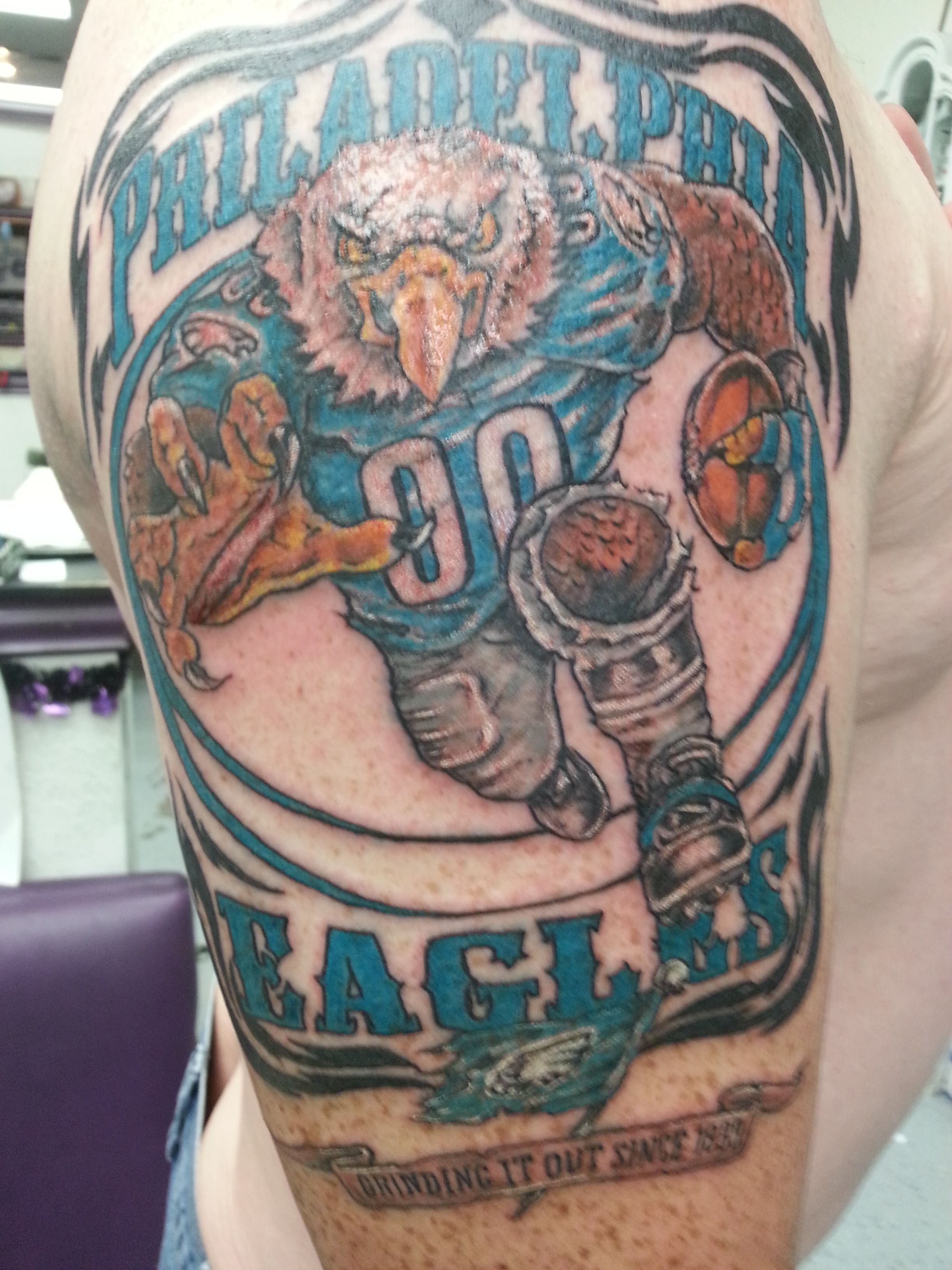 Pin By T Run On Love My Eagles Philadelphia Eagles Tattoo