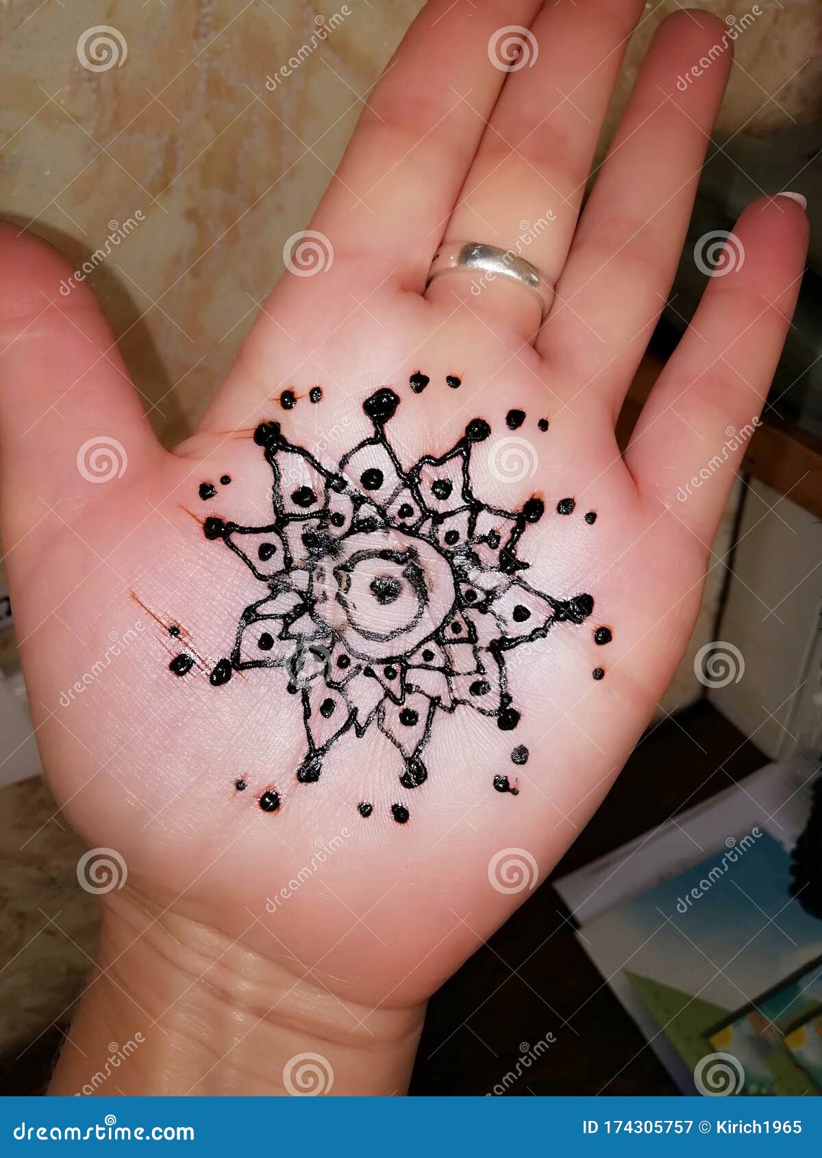 Share 83 Mehndi Star Tattoo Designs For Boys Latest In Coedo Com Vn