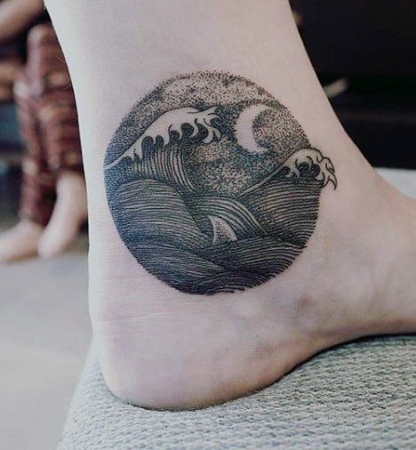 7 Easy Tattoo Designs for a Minimalist Look