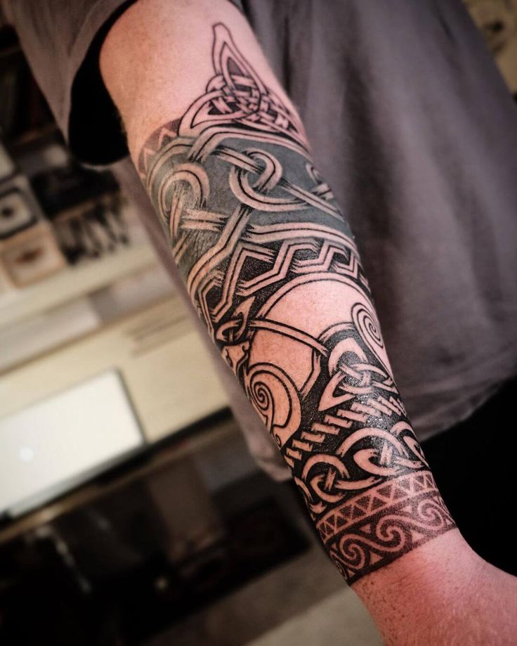 10 Celtic Forearm Tattoo Stencil Designs to Inspire