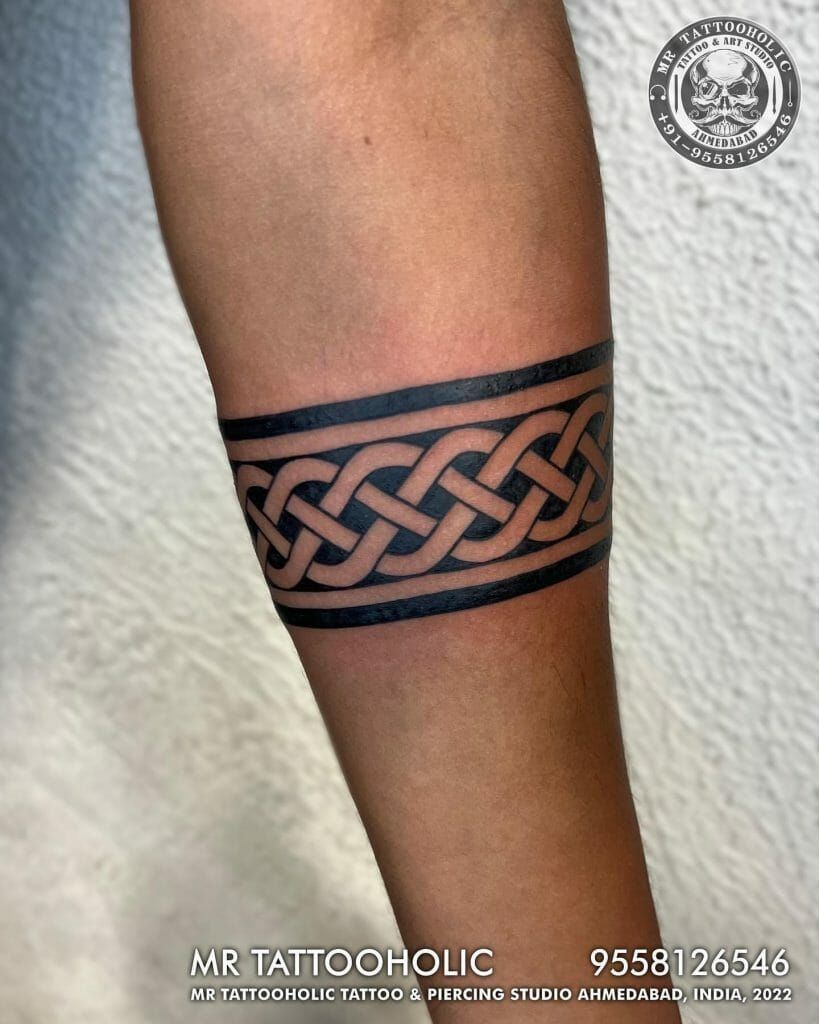 20 Celtic Band Tattoo Designs