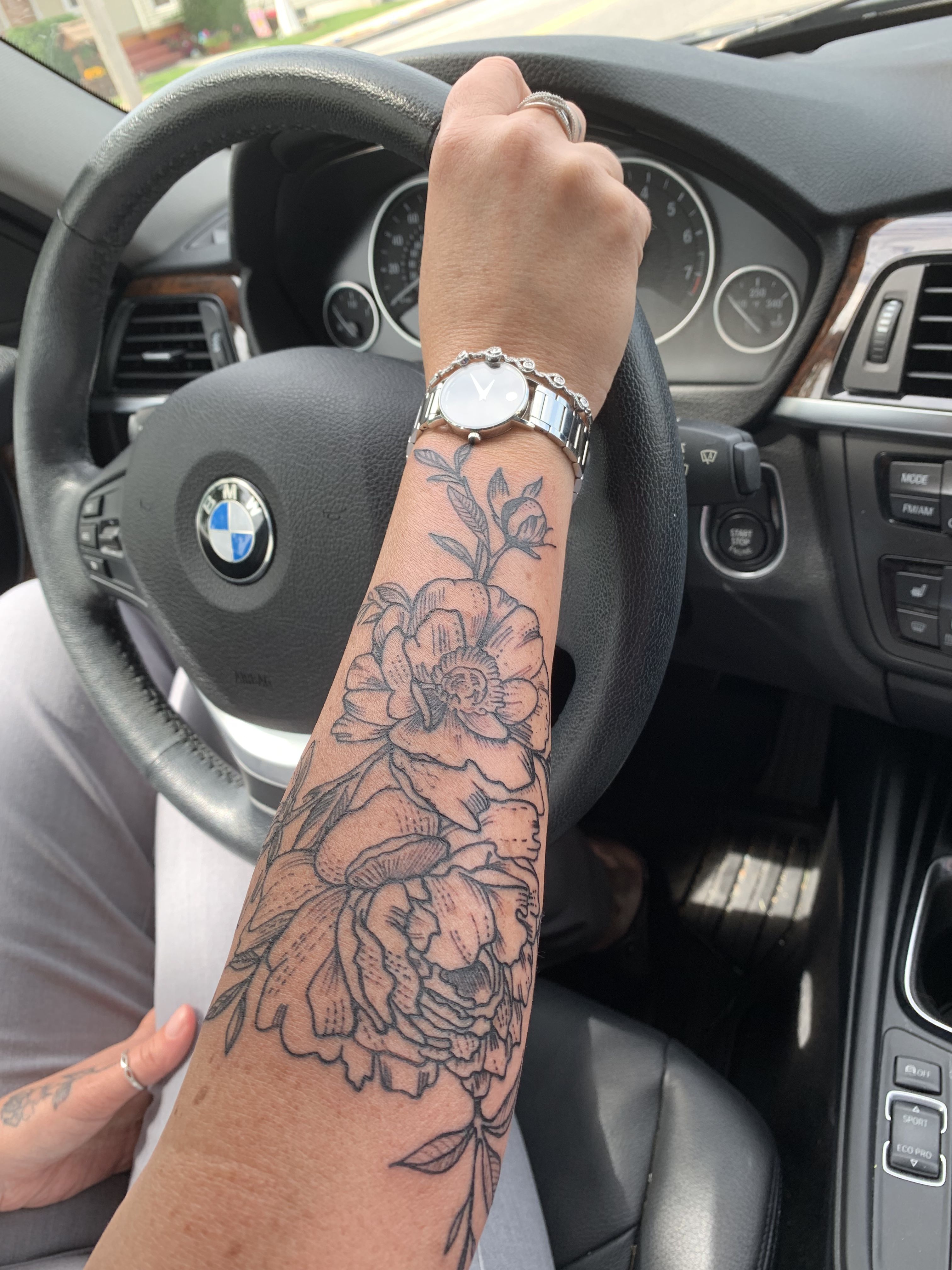 10 Stylish Forearm Tattoo Designs for Women