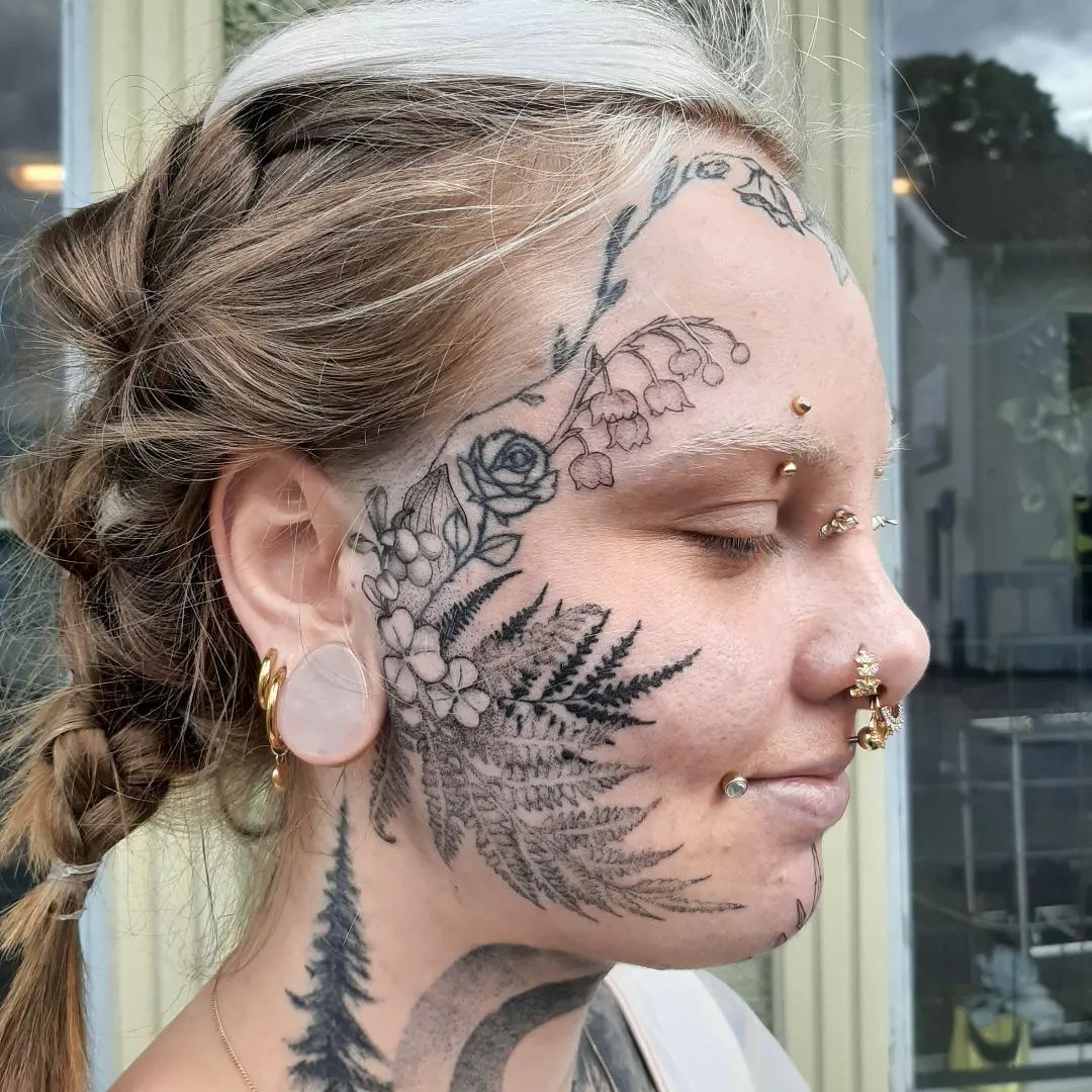 Tattoo Face Lady: Extreme Body Art Revelation