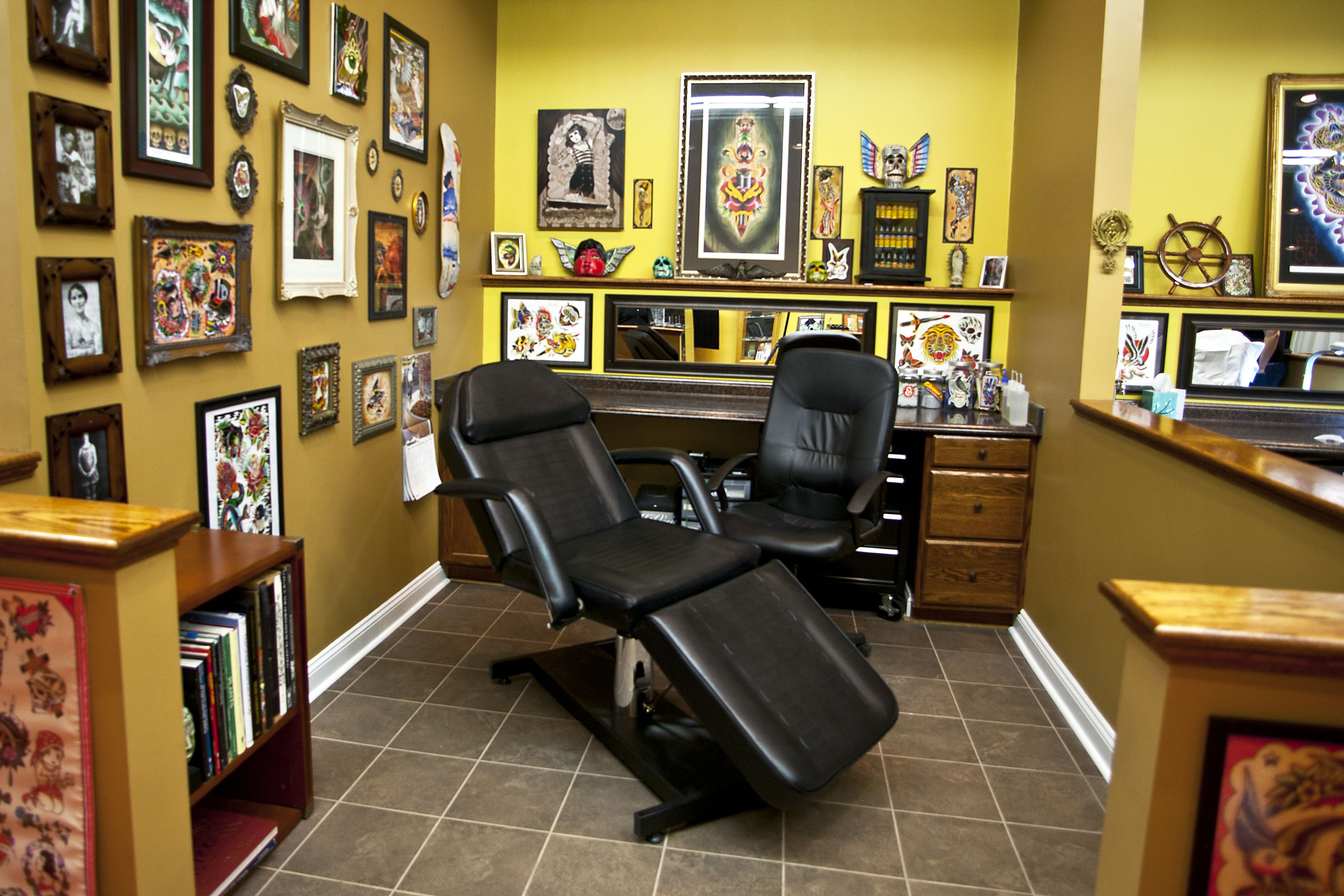 Tattoo Shop Elegant Gallery Tattoo Shop Interior Design Ideas