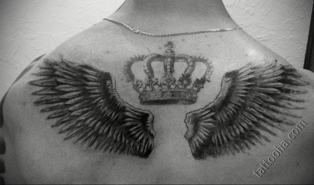 Top 75 Crown With Wings Tattoo Latest In Cdgdbentre